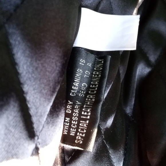 Wilson's Medium Black Leather Woman's Jacket - Picture 7 of 8